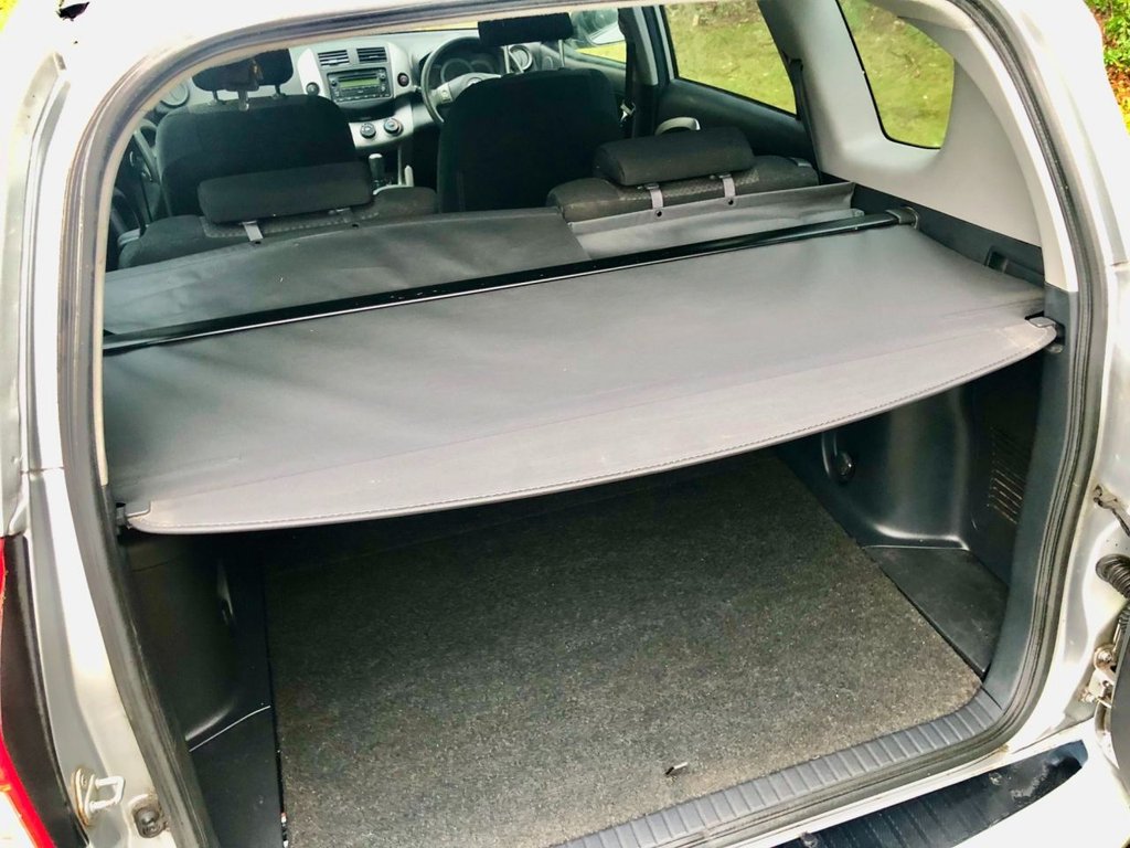 Used Toyota RAV4 2008 for sale - 76883086: Photo 5