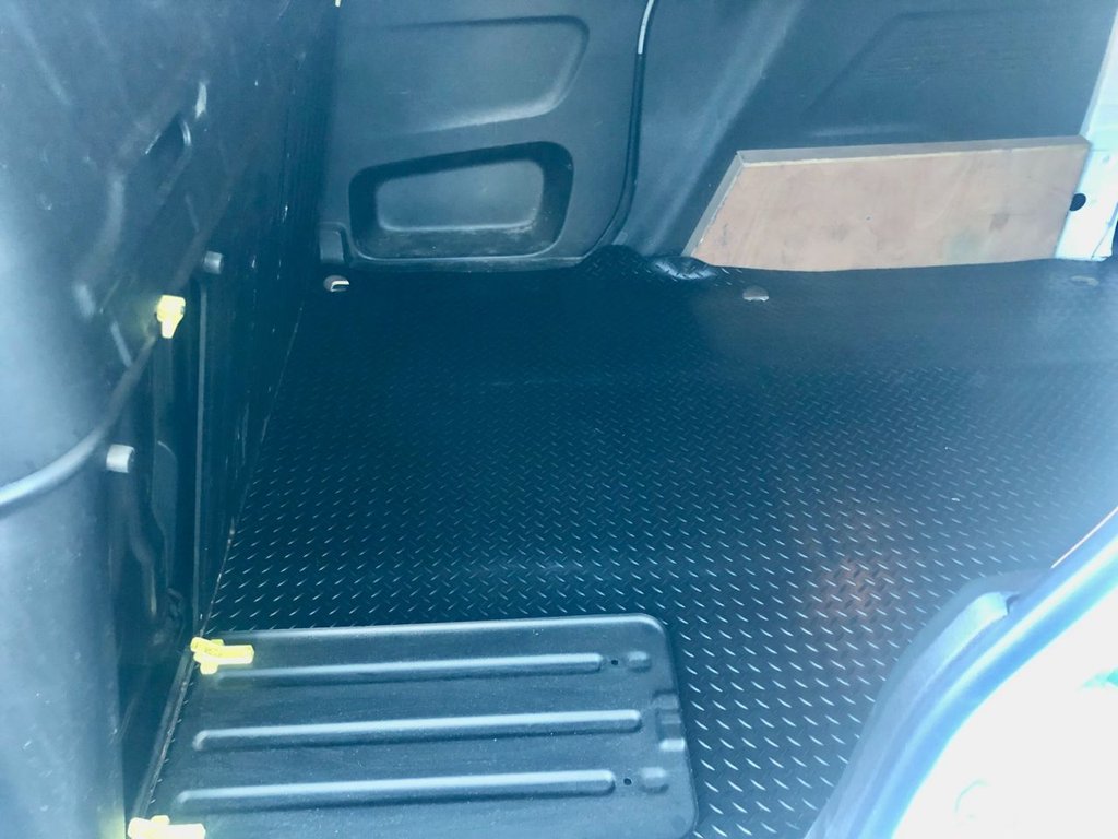 Used Citroen Berlingo 2020 for sale - 77110923: Photo 7