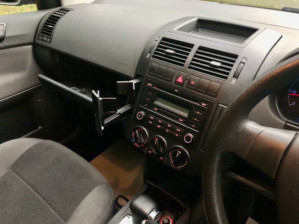 Used Volkswagen Polo 2009 for sale - 76883316: Photo 7