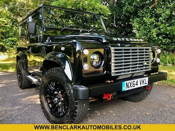 Land Rover - Defender