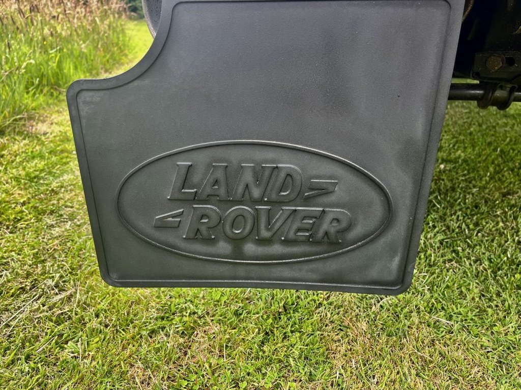 Used Land Rover Defender 2015 for sale - 76190756: Photo 25