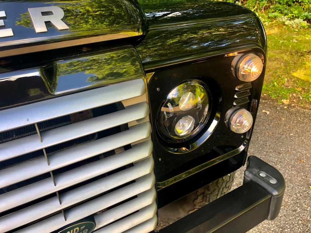 Used Land Rover Defender 2015 for sale - 76190756: Photo 49