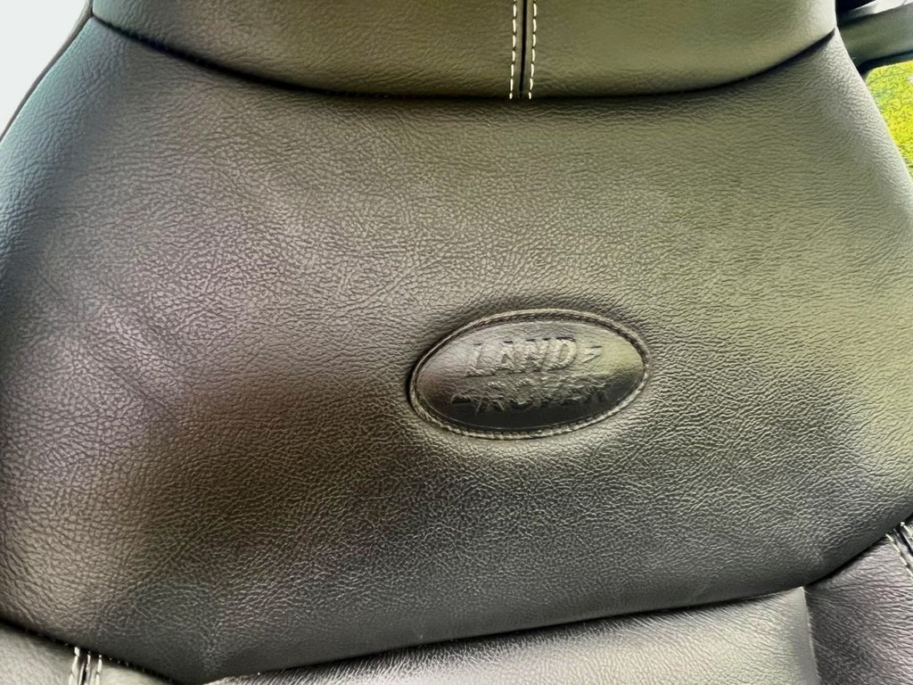 Used Land Rover Defender 2015 for sale - 76190756: Photo 5
