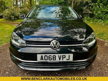 Used Volkswagen Golf 2018 for sale - 78613624: Photo