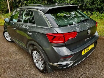 Used Volkswagen T-Roc 2018 for sale - 78582908: Photo