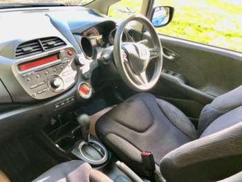 Used Honda Jazz 2011 for sale - 74319314: Photo