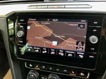 Used Volkswagen Passat 2018 for sale - 74746986: Photo
