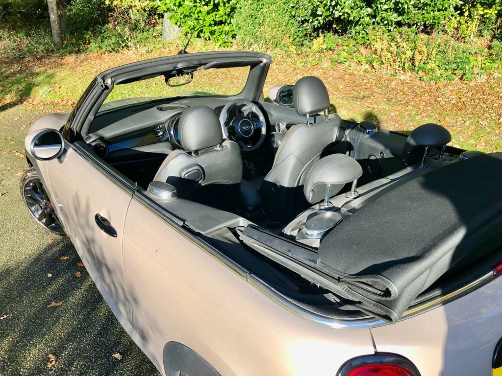 Used MINI Convertible 2021 for sale - 76536144: Photo 13