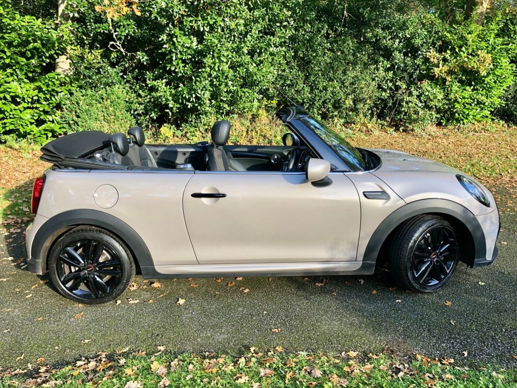 Used MINI Convertible 2021 for sale - 76536144: Photo 4