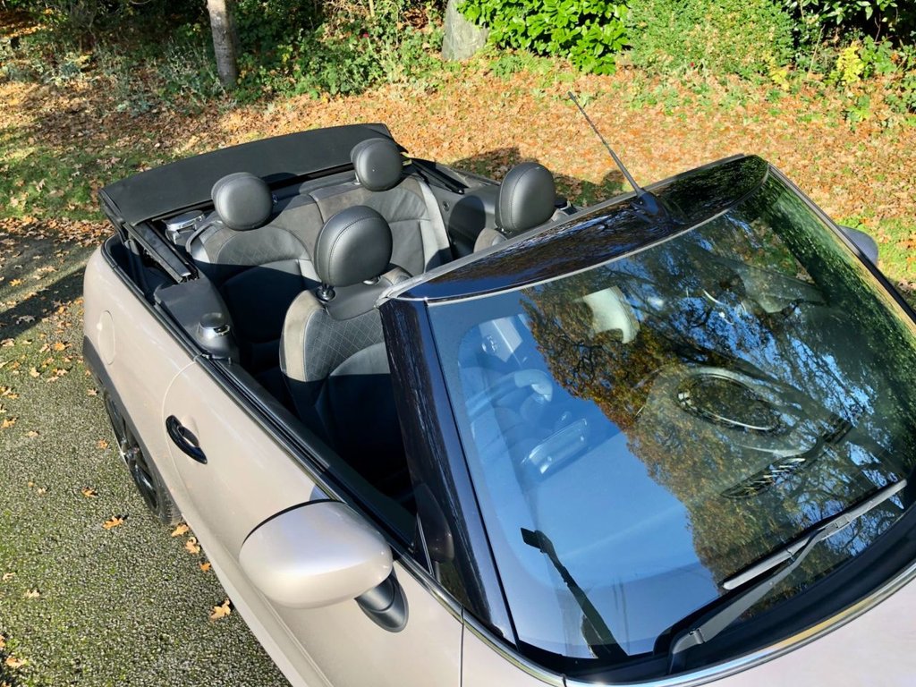 Used MINI Convertible 2021 for sale - 76536144: Photo 40