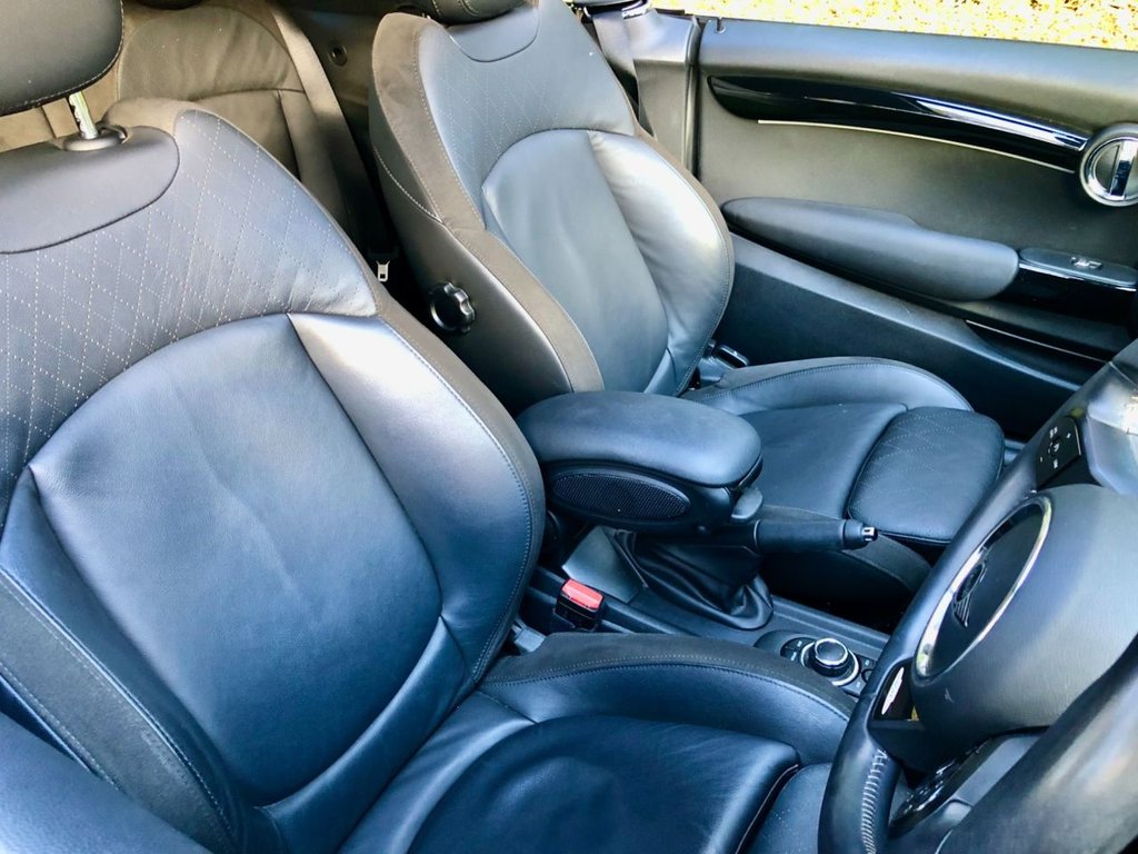 Used MINI Convertible 2021 for sale - 76536144: Photo 46