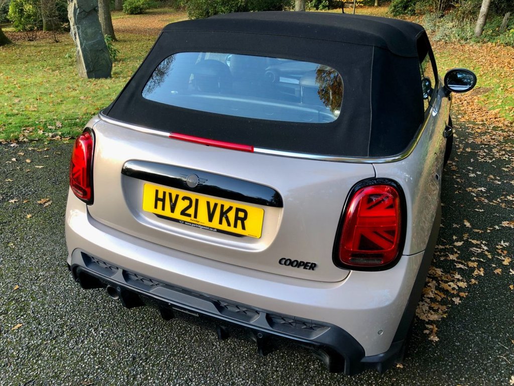 Used MINI Convertible 2021 for sale - 76536144: Photo 9