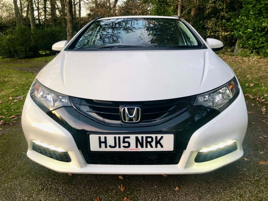 Used Honda Civic 2015 for sale - 76665514: Photo 4