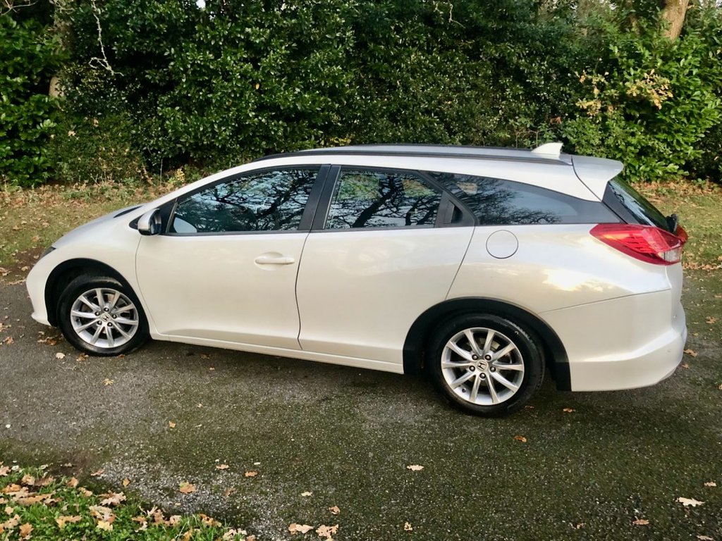 Used Honda Civic 2015 for sale - 76665514: Photo 8