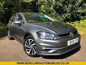 Used Volkswagen Golf 2019 for sale - 78377411: Photo