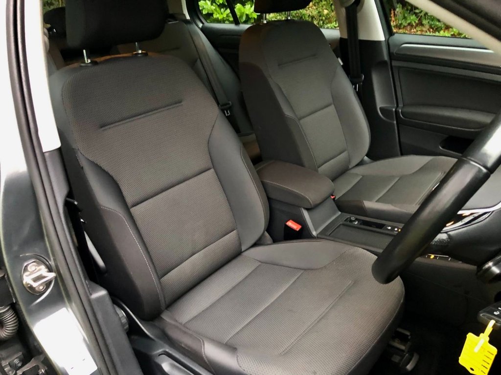 Used Volkswagen Golf 2017 for sale - 77360255: Photo 10