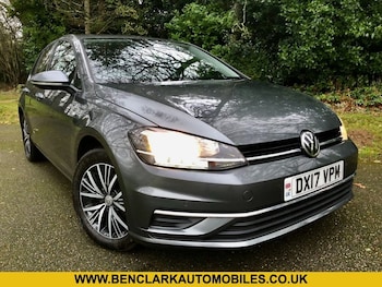 Used Volkswagen Golf 2017 for sale - 77360255: Photo