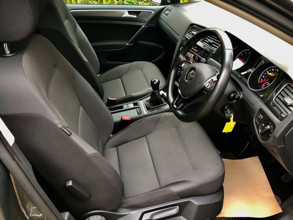 Used Volkswagen Golf 2017 for sale - 77360255: Photo 8