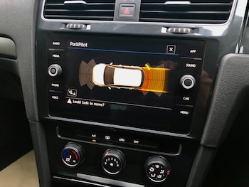 Used Volkswagen Golf 2017 for sale - 77287753: Photo