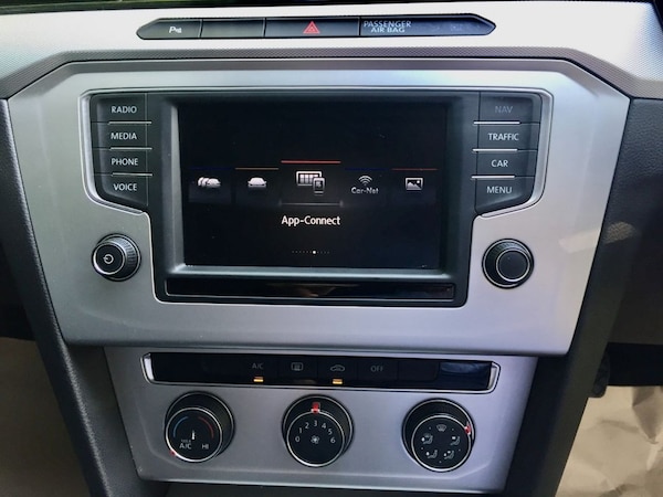 Used Volkswagen Passat 2015 for sale - 75648021: Photo 17