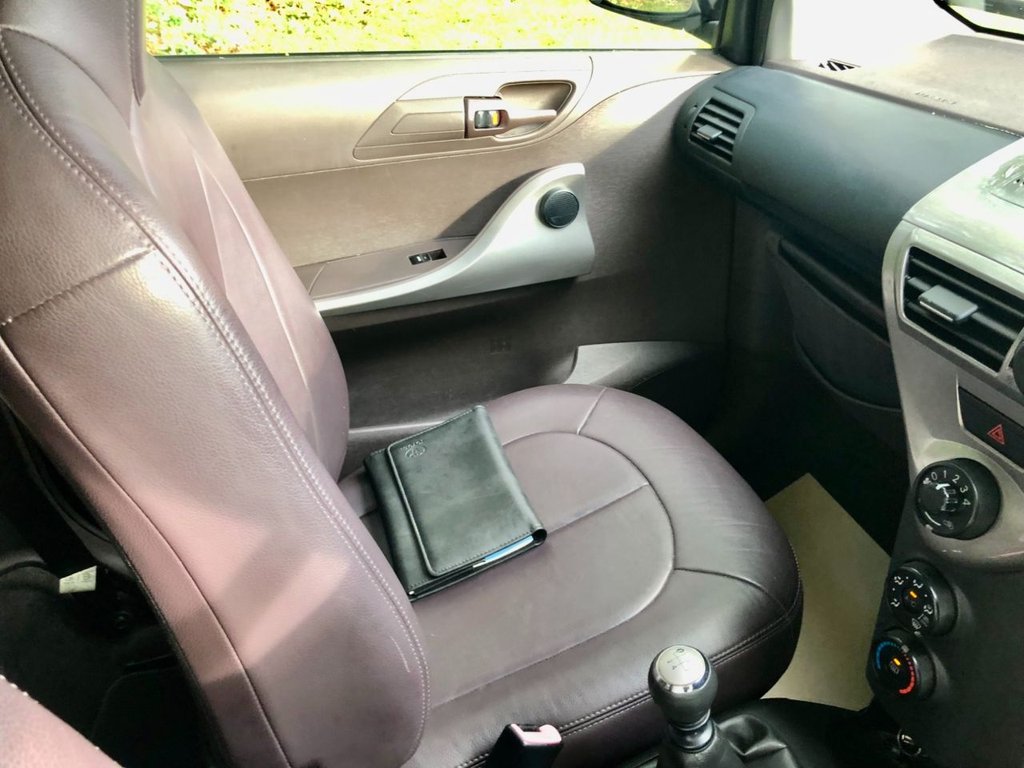 Used Toyota IQ 2009 for sale - 78124014: Photo 5