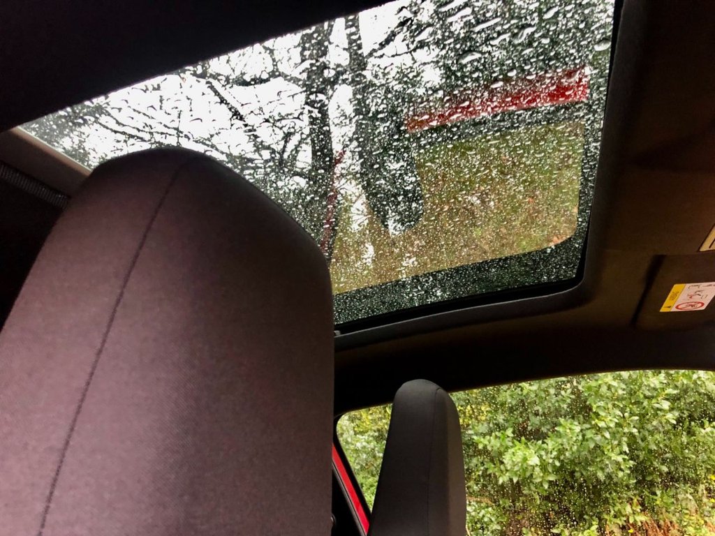 Used Volkswagen up! 2019 for sale - 77672634: Photo 30