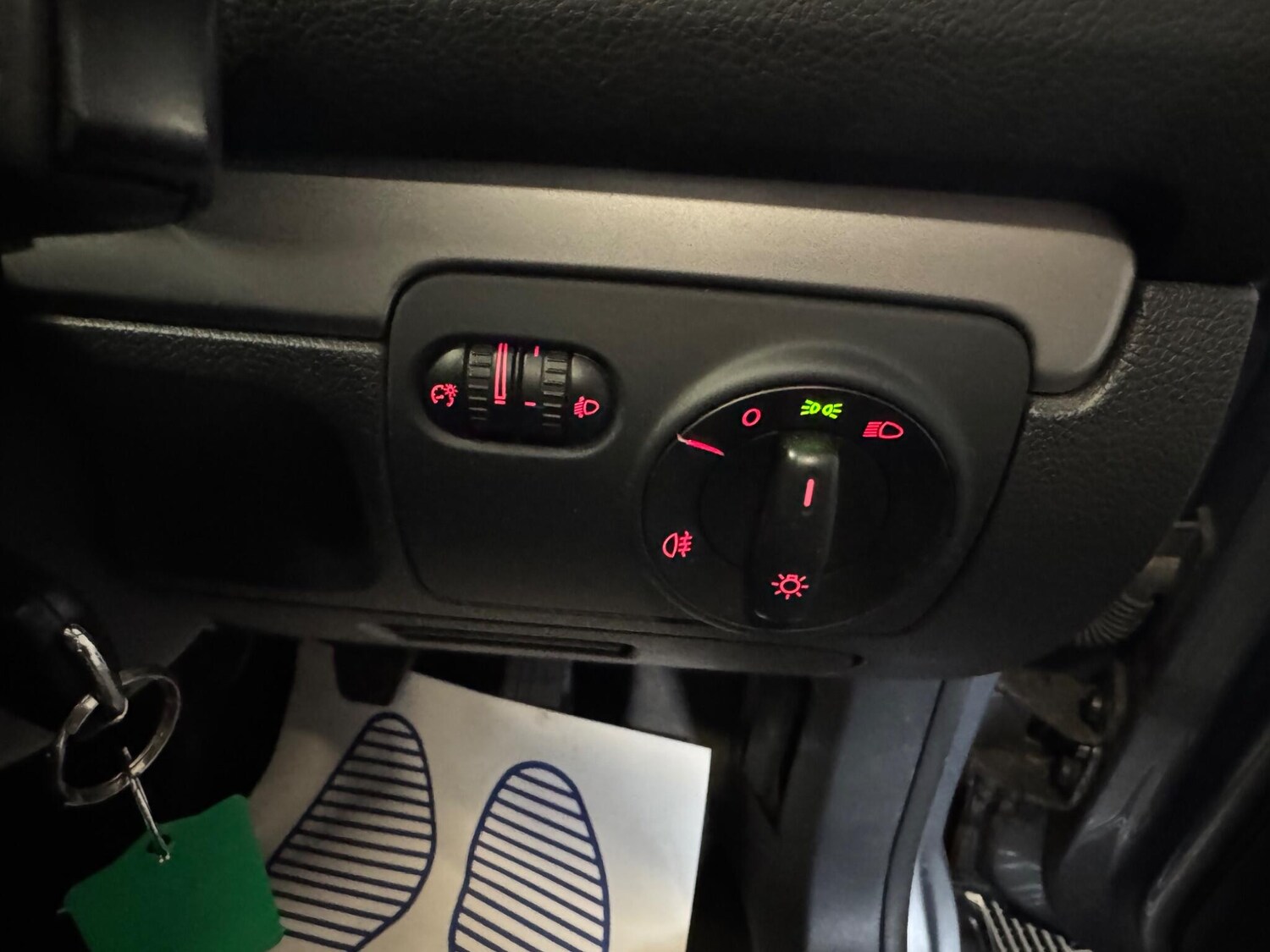 Used Volkswagen Golf 2009 for sale - 77909176: Photo 26