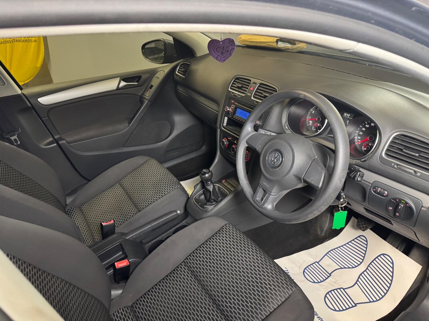 Used Volkswagen Golf 2009 for sale - 77909176: Photo 28