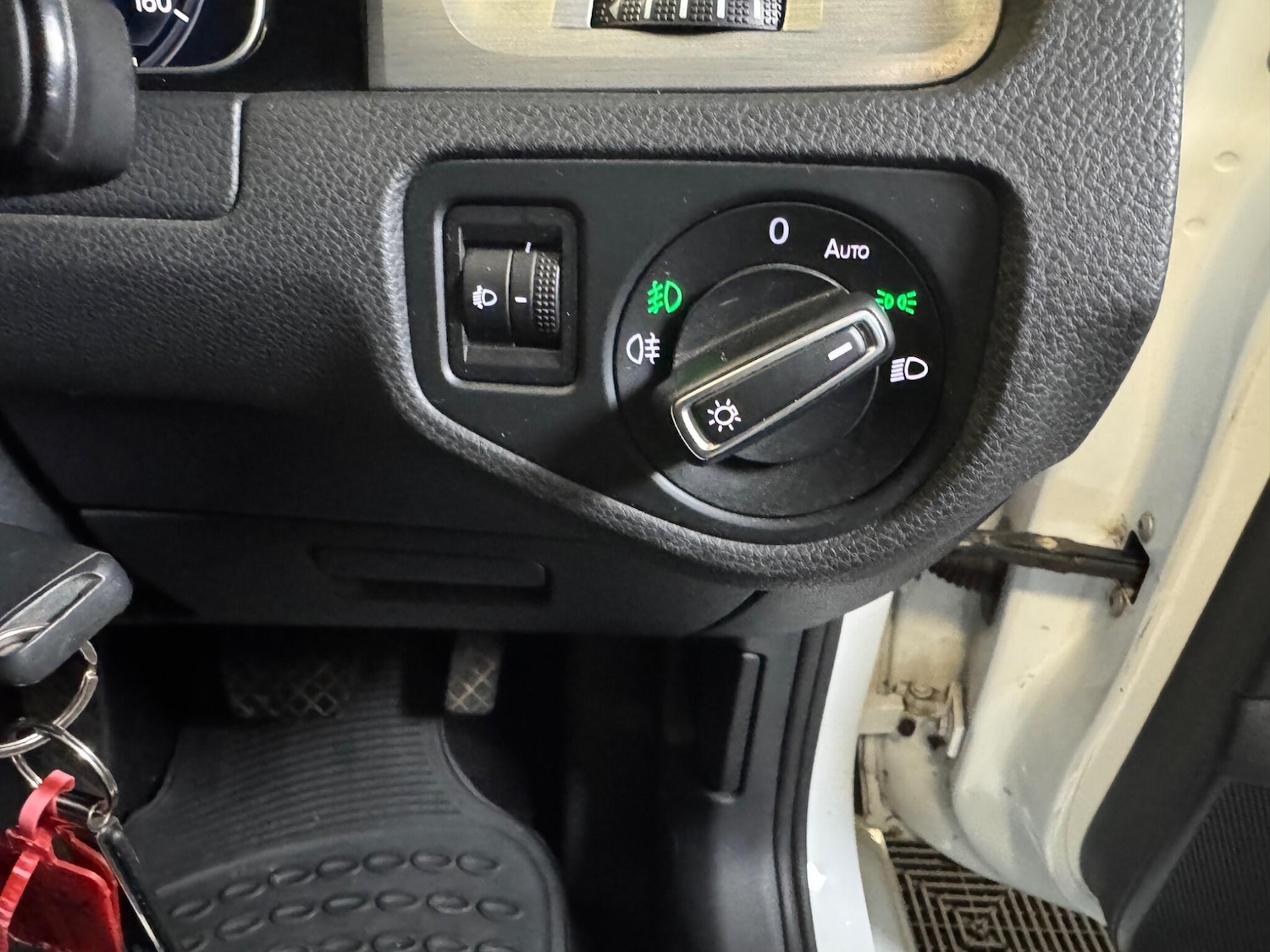 Used Volkswagen Golf for sale - 77854037: Photo 27