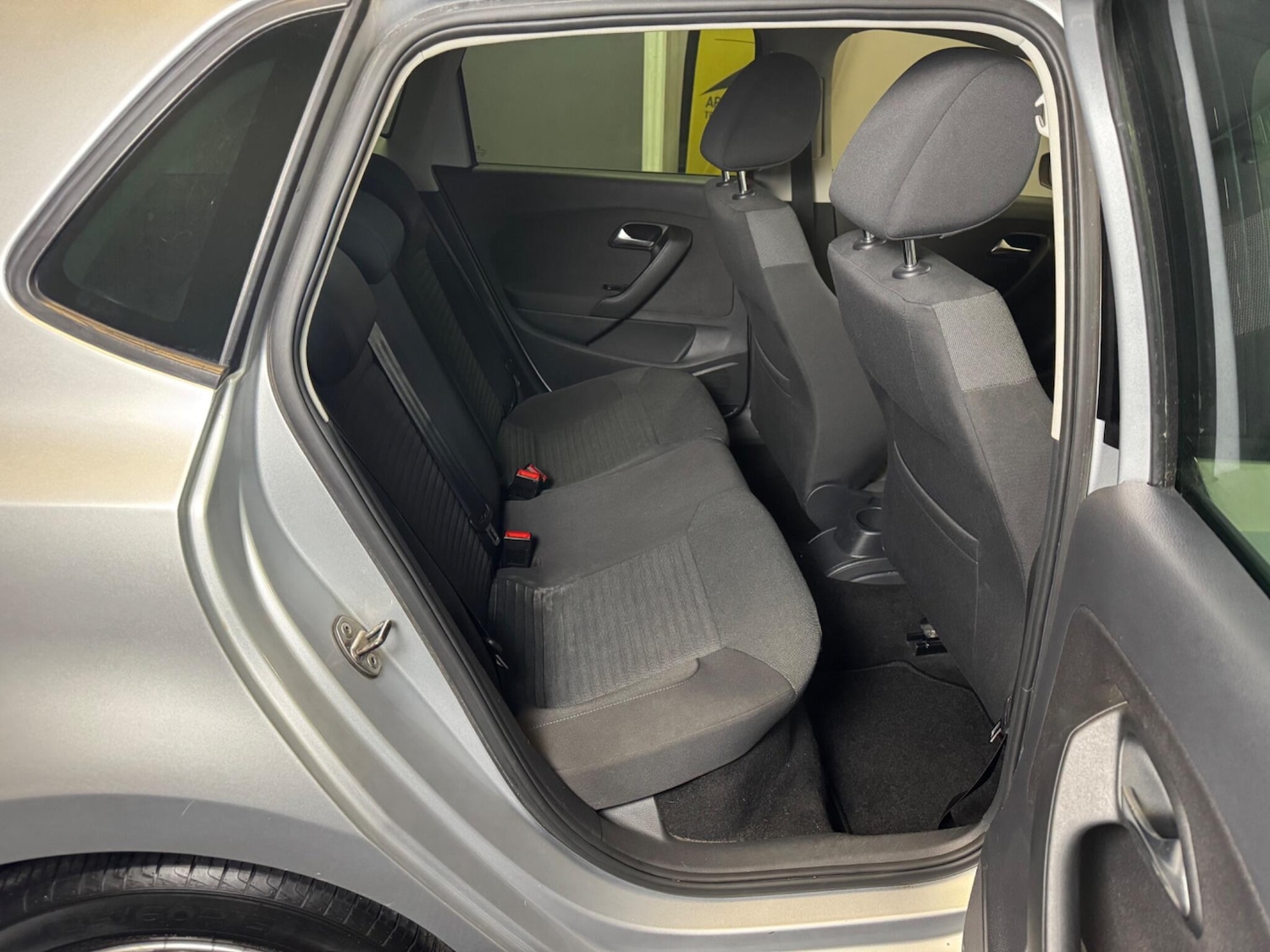 Used Volkswagen Polo 2011 for sale - 77993303: Photo 23