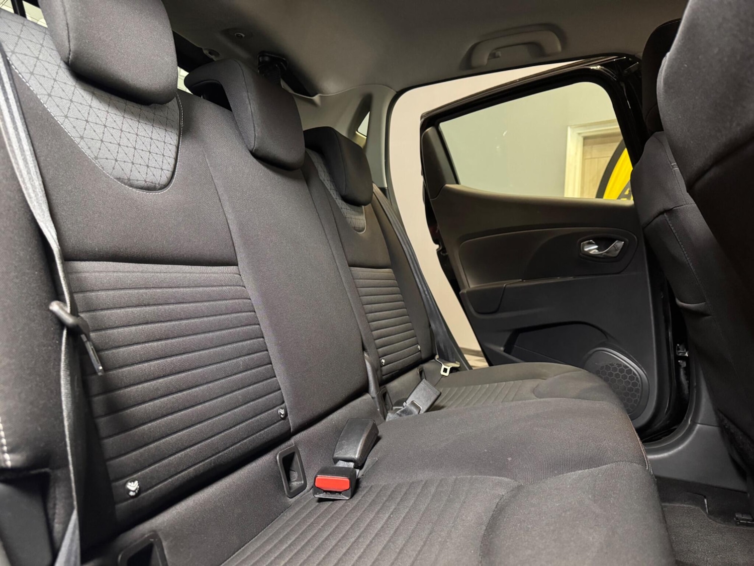 Used Renault Clio 2013 for sale - 78062673: Photo 39