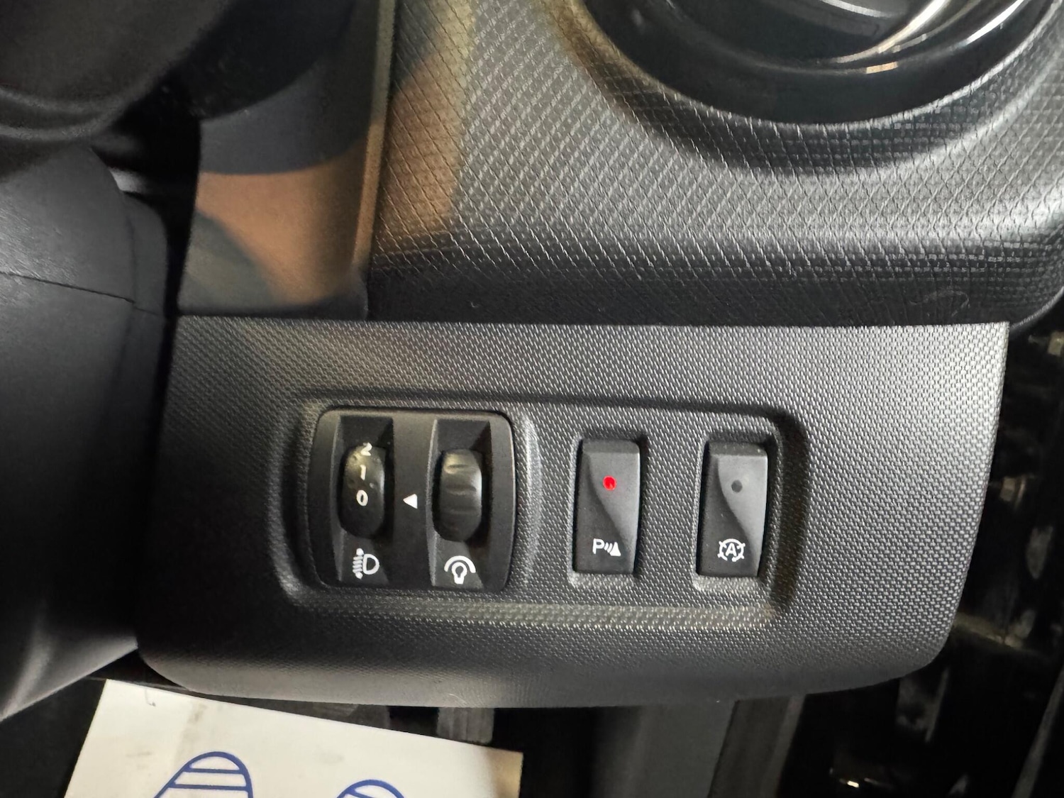 Used Renault Clio 2013 for sale - 78062673: Photo 43