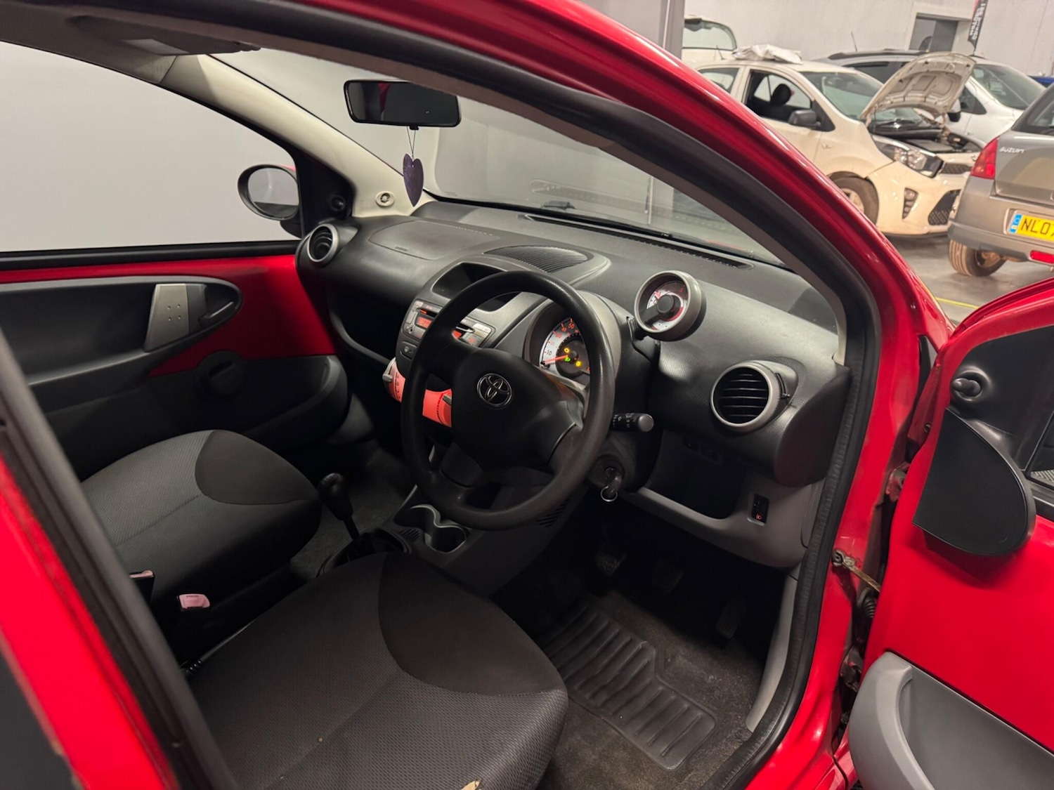 Used Toyota AYGO for sale - 77683995: Photo 9