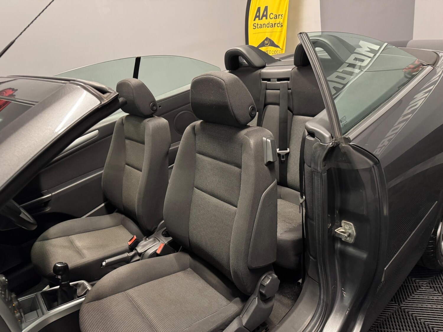 Used Vauxhall Astra for sale - 77684127: Photo 32