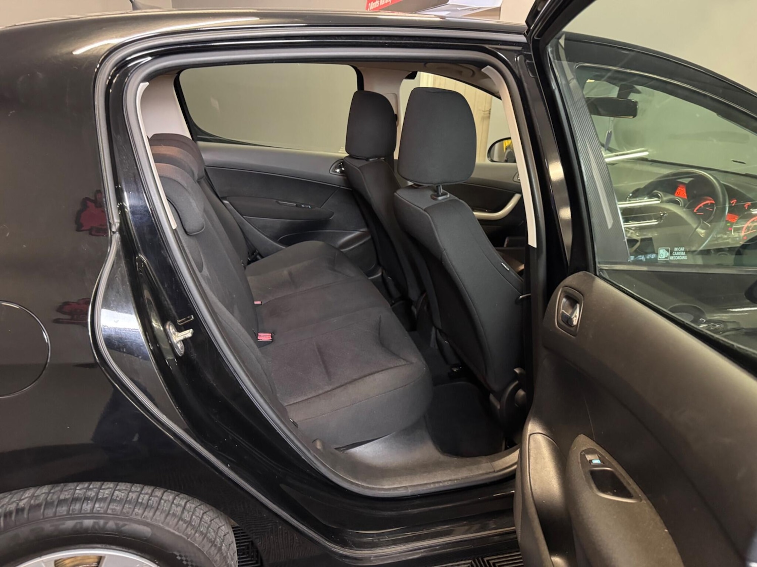 Used Peugeot 308 2011 for sale - 77768687: Photo 18