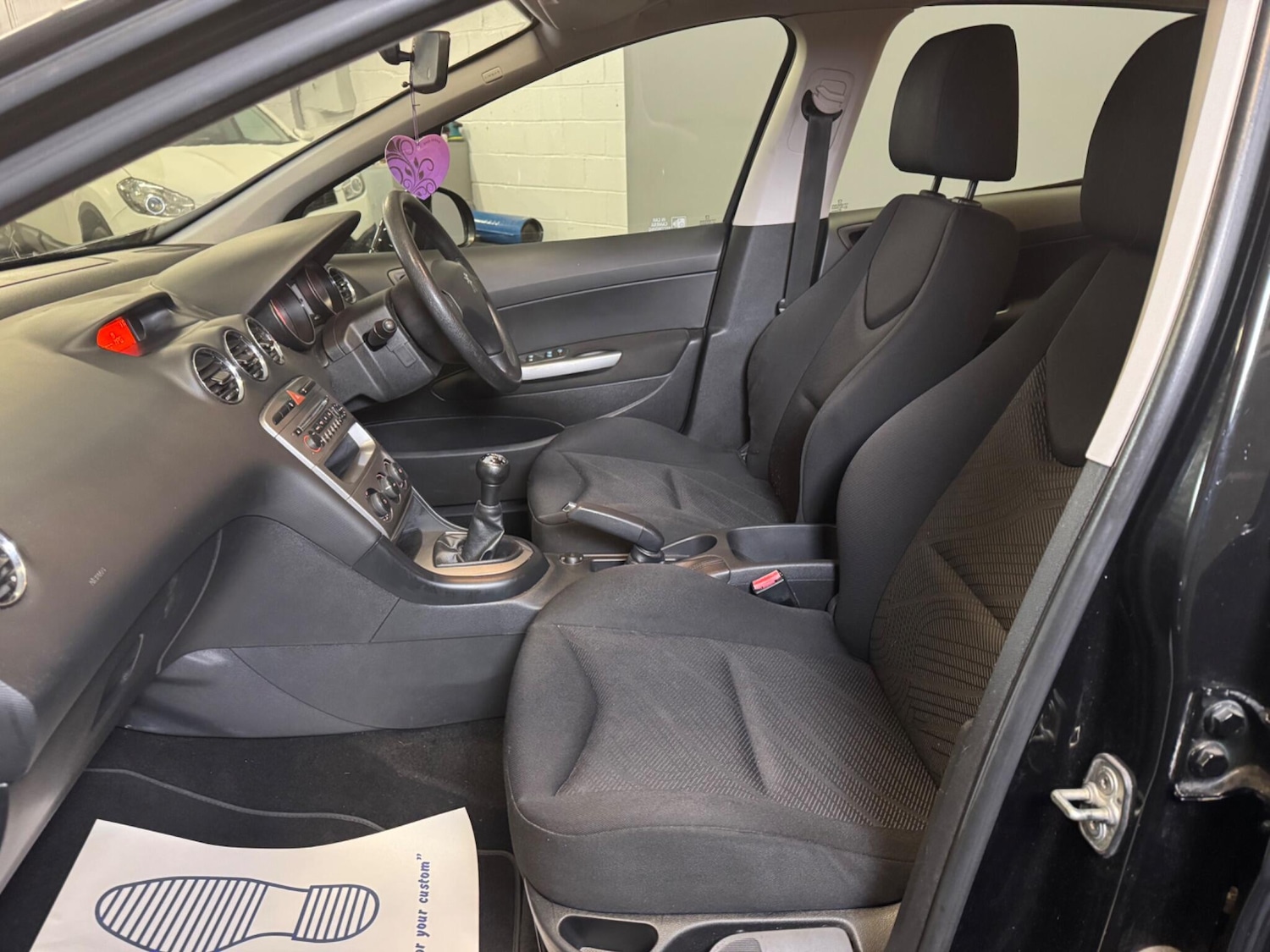 Used Peugeot 308 2011 for sale - 77768687: Photo 26