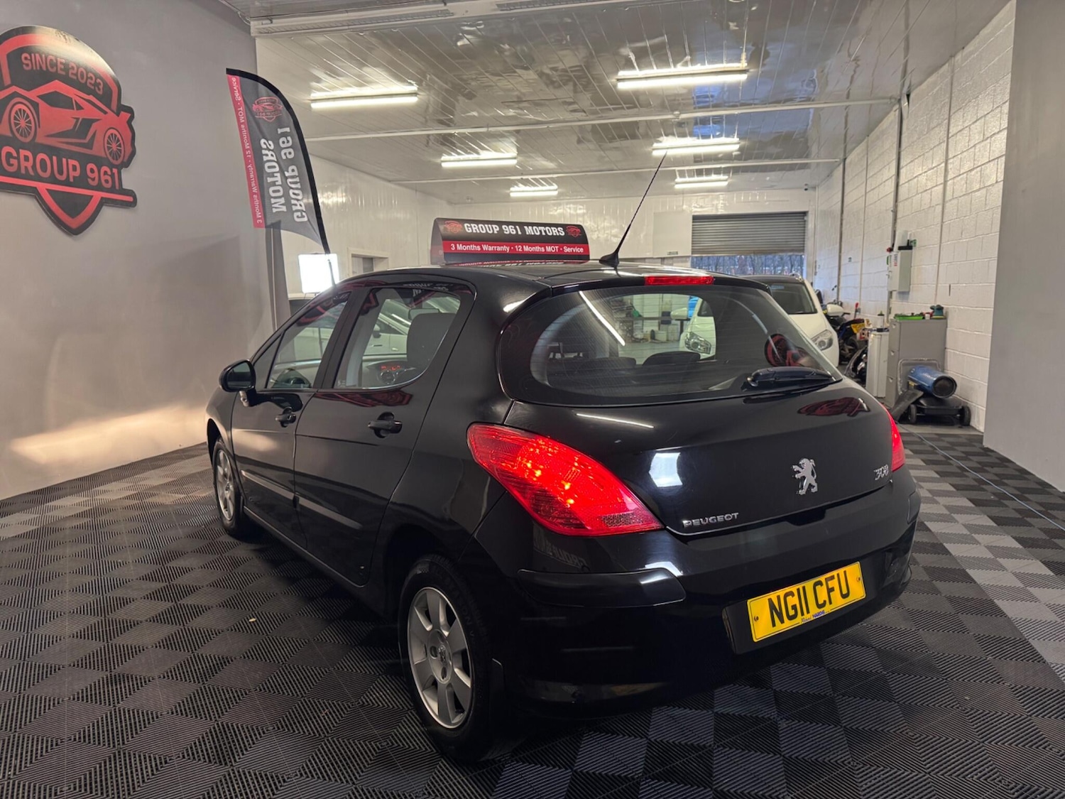 Used Peugeot 308 2011 for sale - 77768687: Photo 7