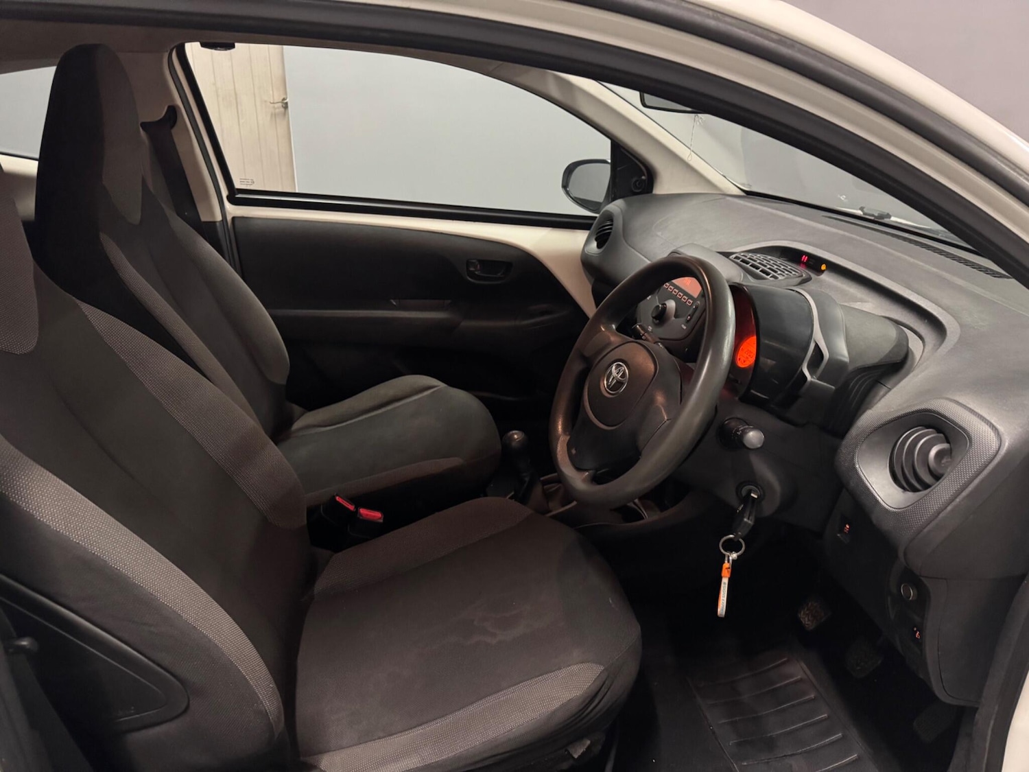 Used Toyota AYGO for sale - 77683985: Photo 13