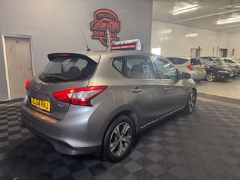 Used Nissan Pulsar 2015 for sale - 79822465: Photo