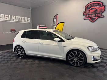 Used Volkswagen Golf 2016 for sale - 78822975: Photo