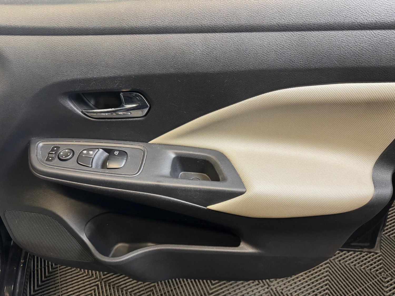 Used Nissan Micra for sale - 78205199: Photo 30