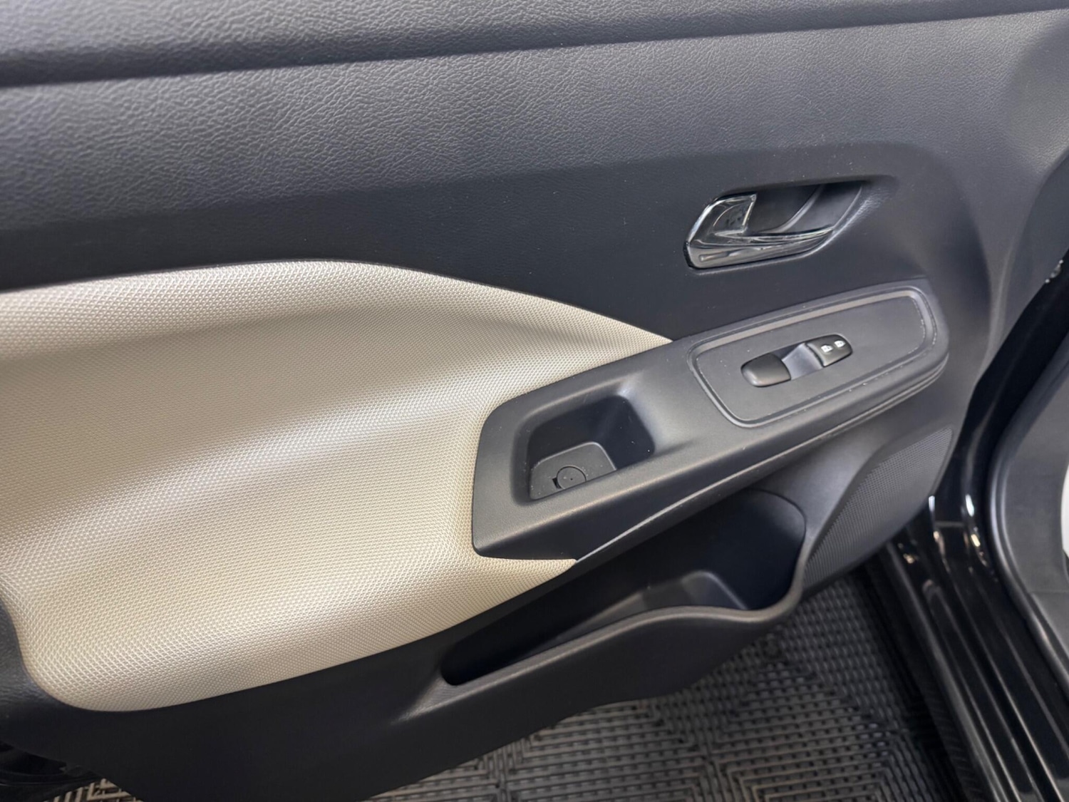 Used Nissan Micra for sale - 78205199: Photo 33