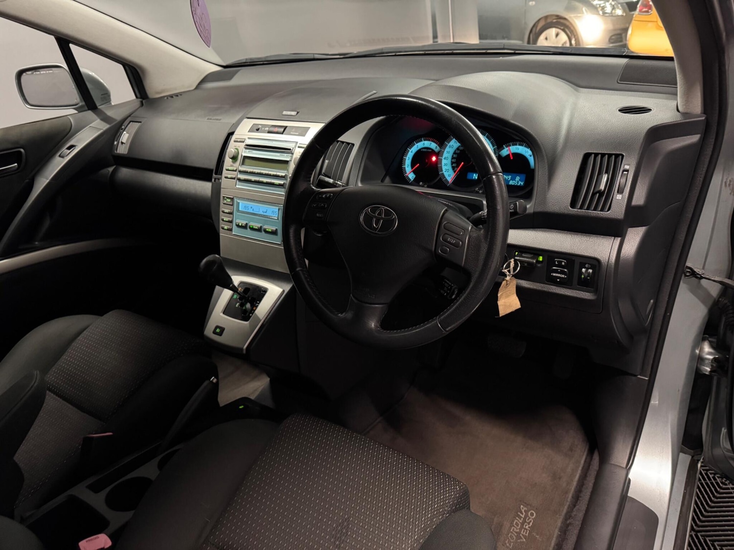 Used Toyota Corolla Verso for sale - 77683771: Photo 11