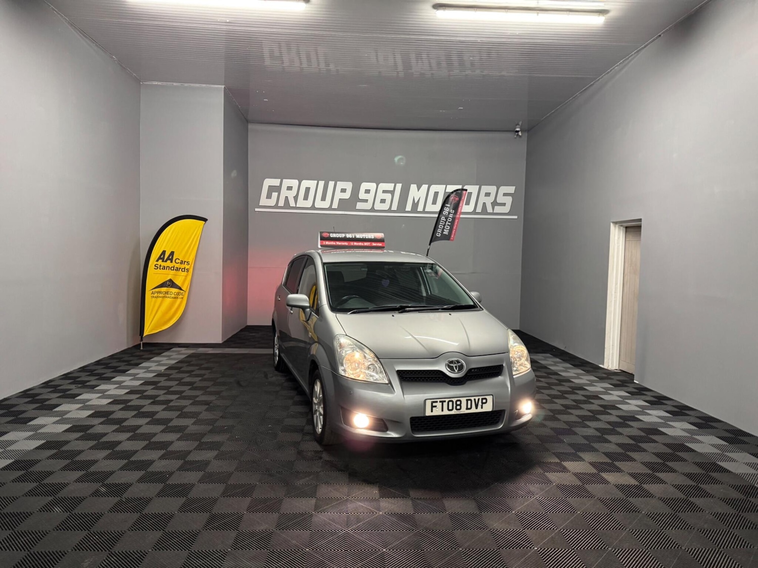 Used Toyota Corolla Verso for sale - 77683771: Photo 2