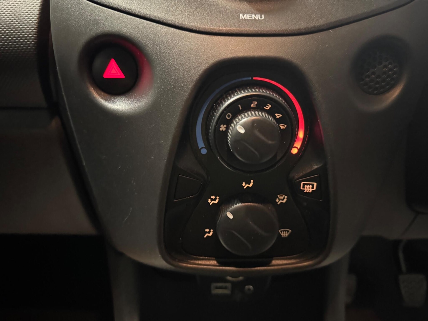 Used Toyota AYGO 2018 for sale - 77683237: Photo 15