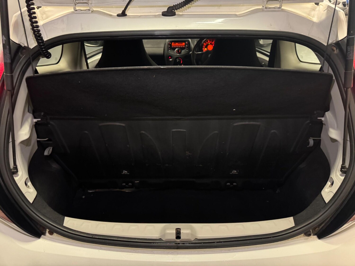 Used Toyota AYGO 2018 for sale - 77683237: Photo 23