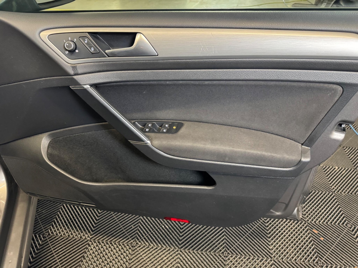 Used Volkswagen Golf 2014 for sale - 77768552: Photo 33