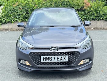 Used Hyundai i20 2017 for sale - 75415030: Photo