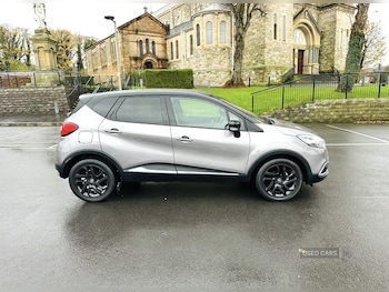 Used Renault Captur 2017 for sale - 76593185: Photo