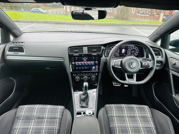 Used Volkswagen Golf 2018 for sale - 77204618: Photo 9